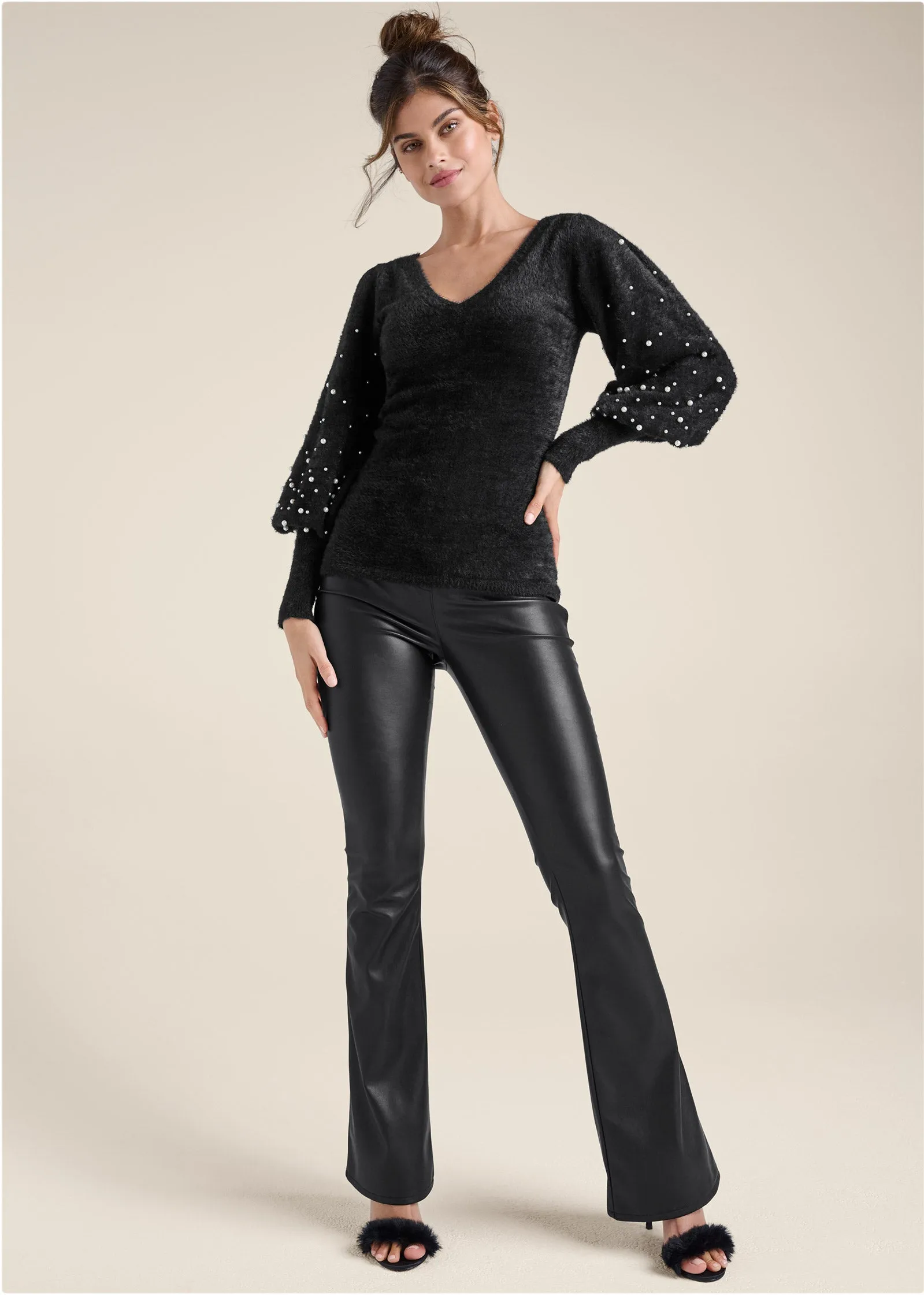 Cozy Bubble Sleeve Sweaters With Pearls - Black