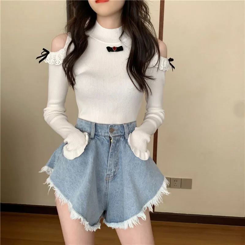 Women's Lace Stitching Hollow-out Short Long-sleeved Sweater