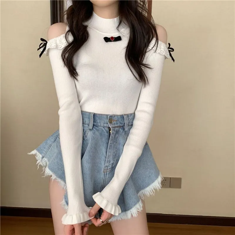 Women's Lace Stitching Hollow-out Short Long-sleeved Sweater